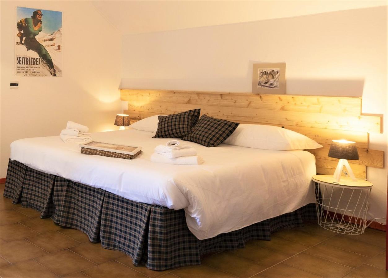 Aparthotel Claviere Exterior photo